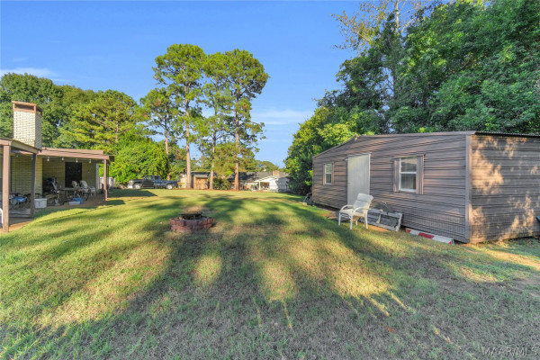 1527 PINERIDGE Court
