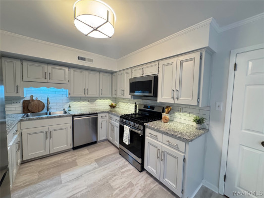 4001 Ray Drive