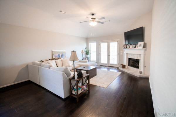 9147 White Poplar Circle