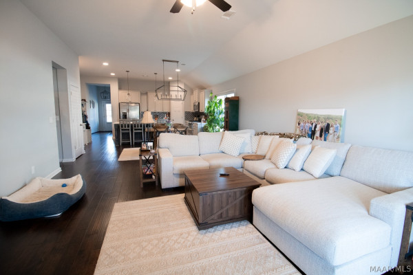 9147 White Poplar Circle