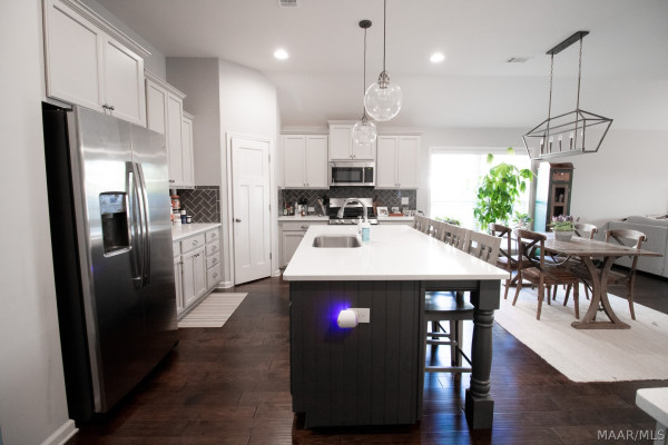 9147 White Poplar Circle