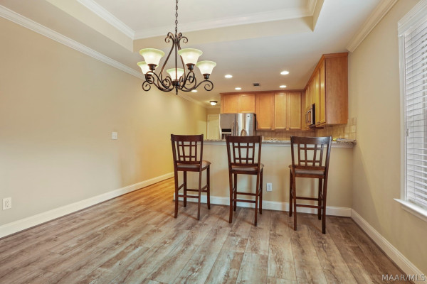 296 Meadowview Lane