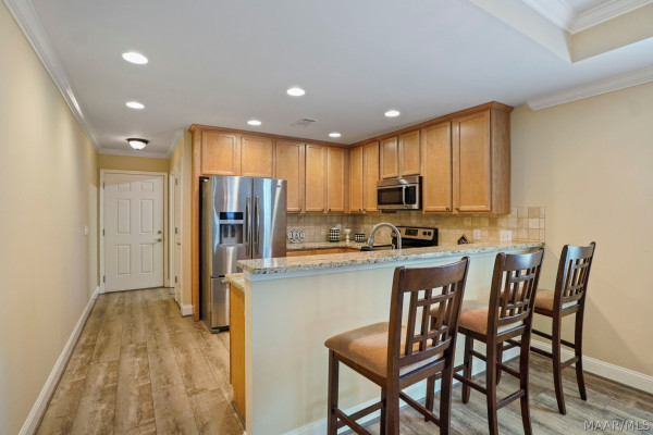 296 Meadowview Lane
