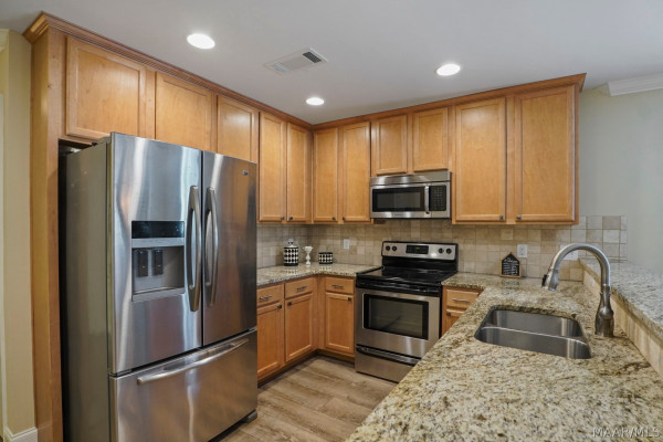296 Meadowview Lane