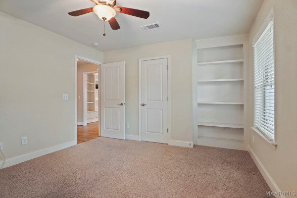296 Meadowview Lane