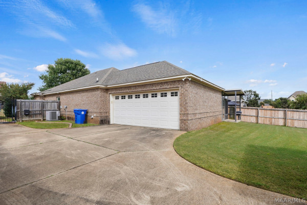 296 Meadowview Lane