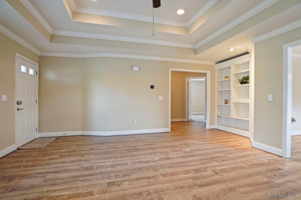 296 Meadowview Lane