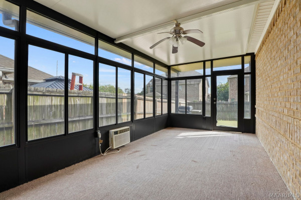 296 Meadowview Lane
