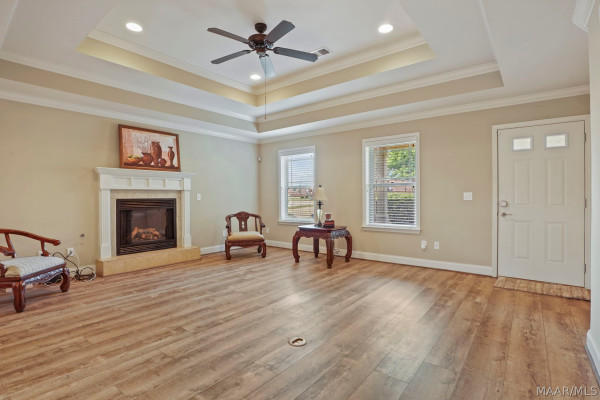 296 Meadowview Lane