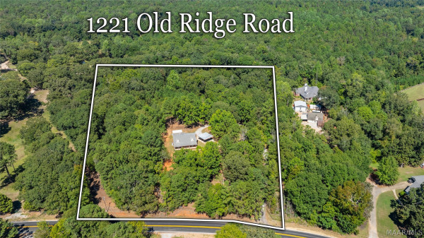1221 Old Ridge Road E