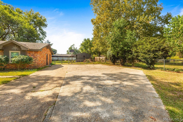 245 Choctaw Lane