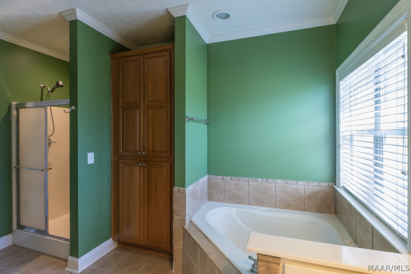 49 TIMBERBROOK Drive