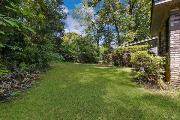 1237 Woodhill Court