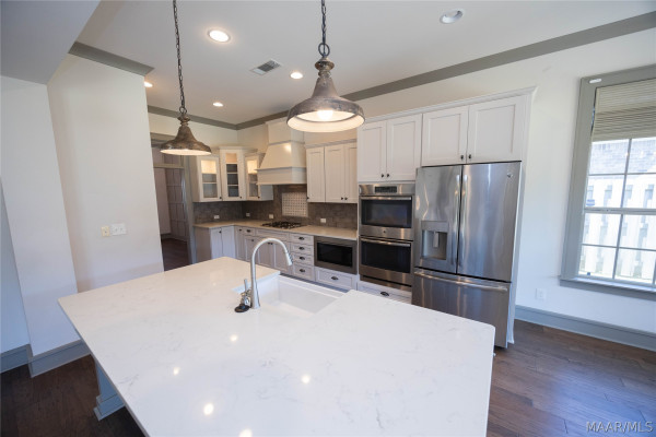 9230 Sheraton Park Way