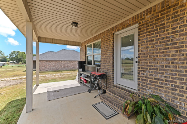 928 County Road 733 .