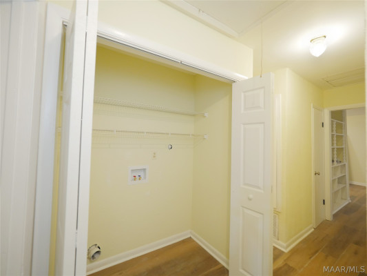 504 FERNDALE Court