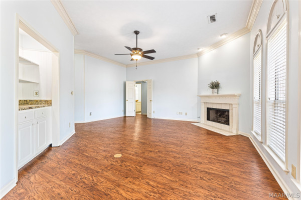 7363 Old Barn Road