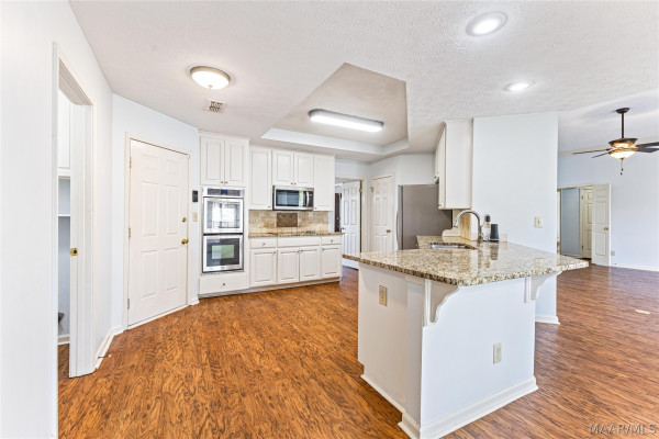 7363 Old Barn Road