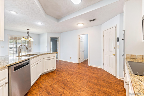 7363 Old Barn Road
