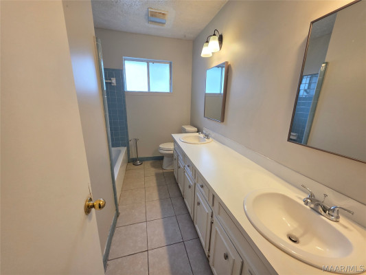 5652 CARRIAGE BROOK Road