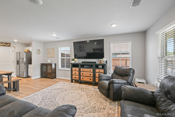112 Kohn Drive