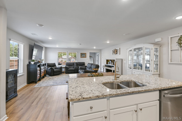 112 Kohn Drive