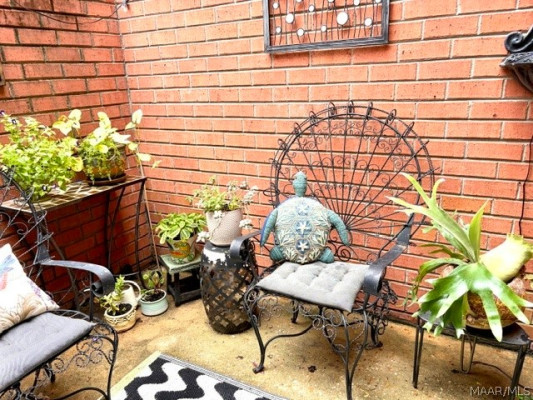 452 Caldwell Place