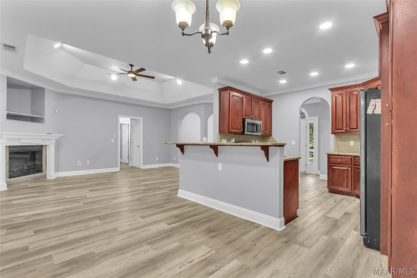 137 HICKORY Lane