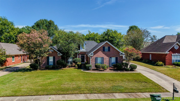 1649 Worthing Road