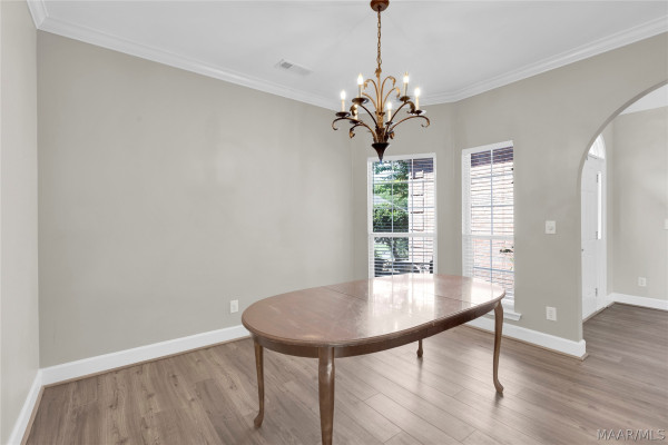 1649 Worthing Road
