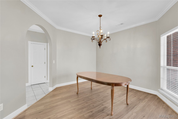 1649 Worthing Road