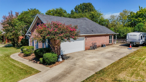 1649 Worthing Road