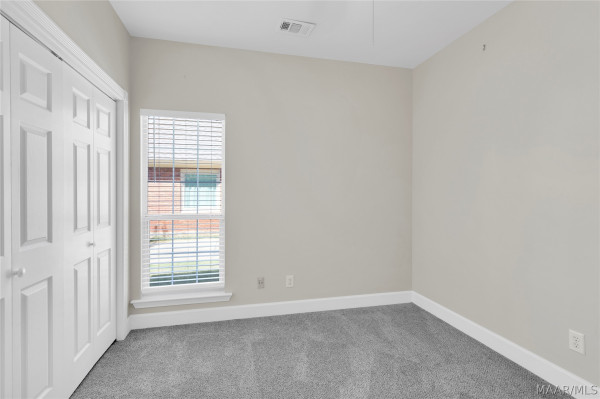 1649 Worthing Road