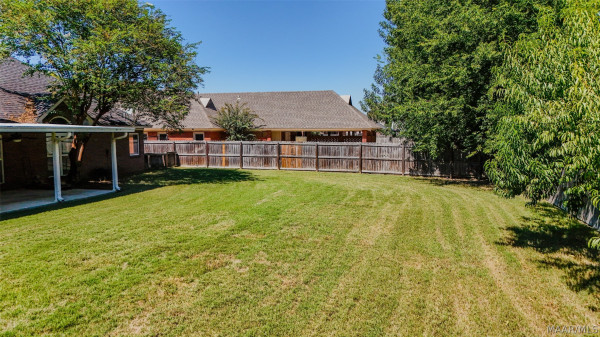 1649 Worthing Road