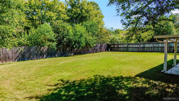 1649 Worthing Road