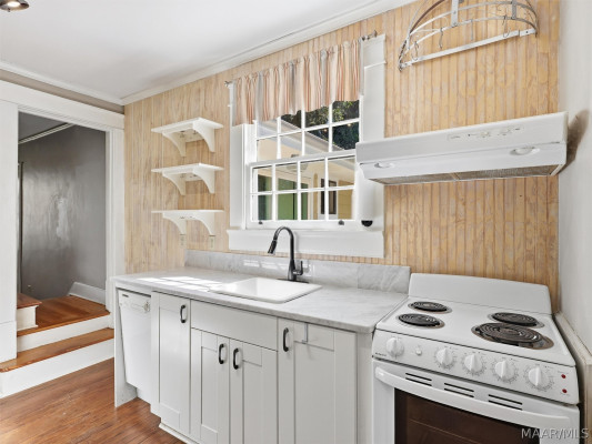 3209 Audubon Road