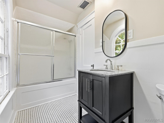 3209 Audubon Road