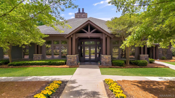 9584 DAKOTA Drive