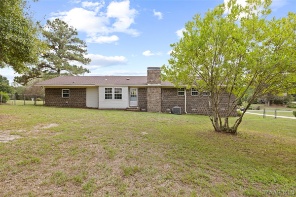 104 Crestview Drive