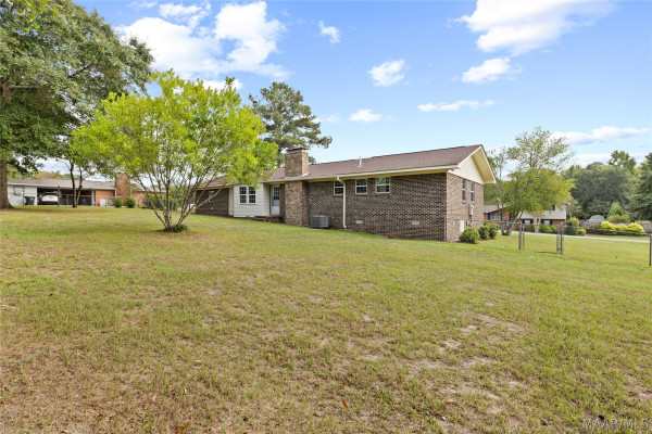 104 Crestview Drive