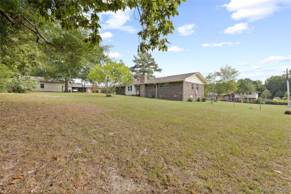 104 Crestview Drive