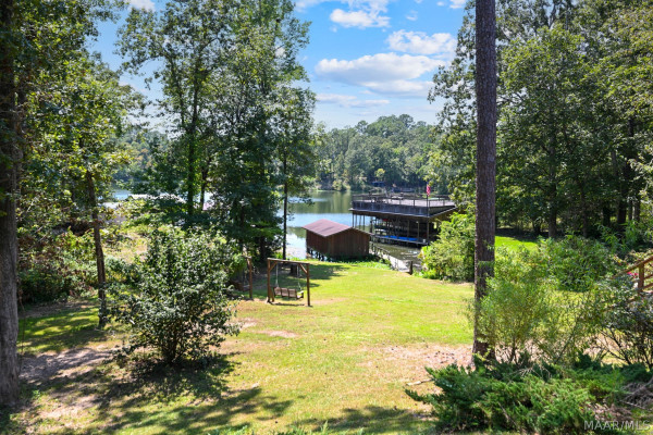 140 County Road 196 .