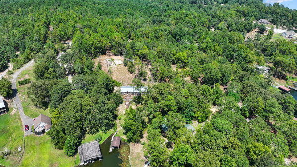 140 County Road 196 .