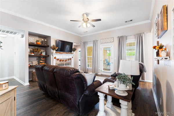 1342 Meadow Glen Road