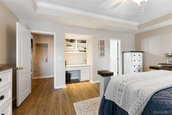1342 Meadow Glen Road