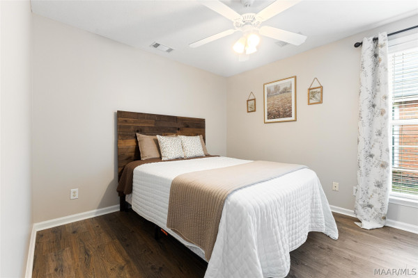 1342 Meadow Glen Road