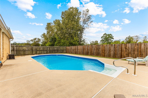 1342 Meadow Glen Road