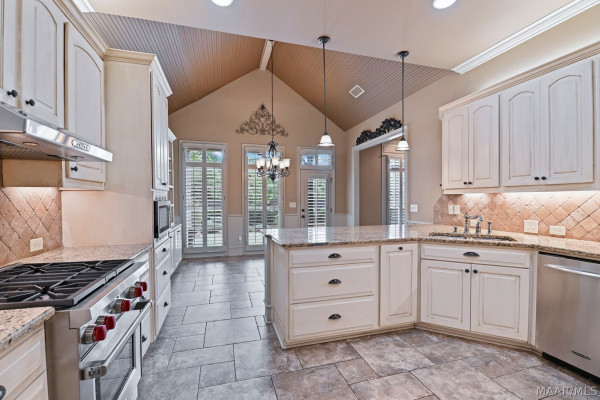 9861 Bent Brook Drive