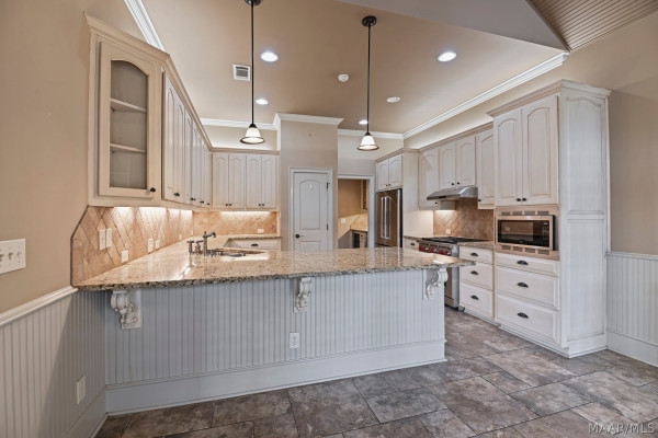 9861 Bent Brook Drive