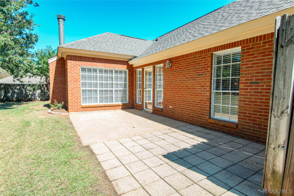 513 Pinetree Lane